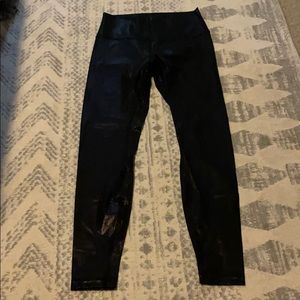 Like New Full-Length Lululemon Wunder Under Foil